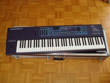 Kurzweil PC2, Stagepiano, Masterkeyboard inklusive Flightcase und Pedal