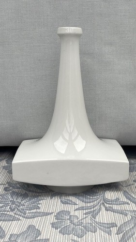 Funkturm vase von - „funkturm“-vase,