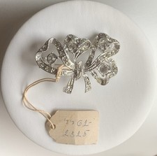 Feine Silberfarbige Gablonzer