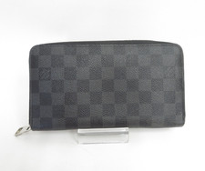 LOUIS VUITTON Damier Graphite