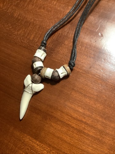 Haifisch zahn halsband - haifisch-zahn,