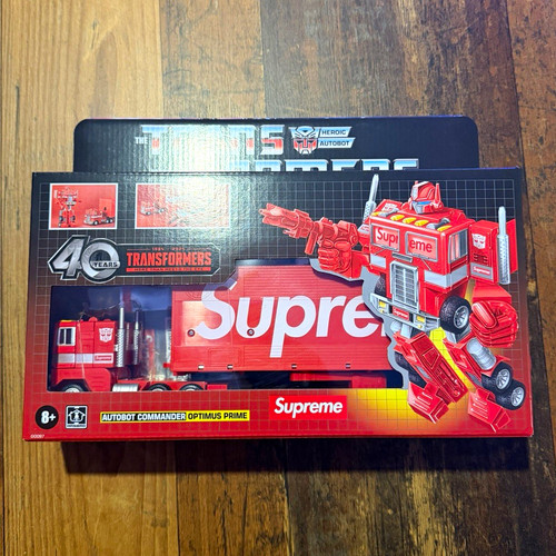 Supreme transformers optimus - transformers,