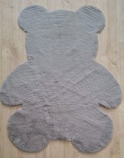 Teppich Plüsch Einfarbig Bärform Kunstfell Kinderzimmer Super Weich 93 x 78cm