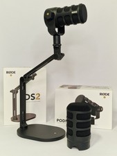 RØDE PodMic USB mit  RØDE DS2 Desktop Studio Arm.