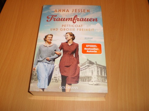 Traumfrauen petticoat und - petticoat,