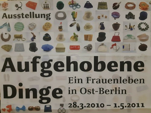 Dinge frauen ostberlin 2010 - dinge,