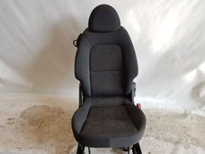 Colt Z30 Beifahrersitz