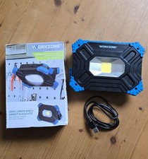 Workzone LED Arbeitsleuchte 2000-Lumen 6600mAh Akku 3-Helligkeitsstufen