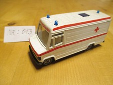Modellauto  - Rettungswagen, Mercedes - 1:45 - 