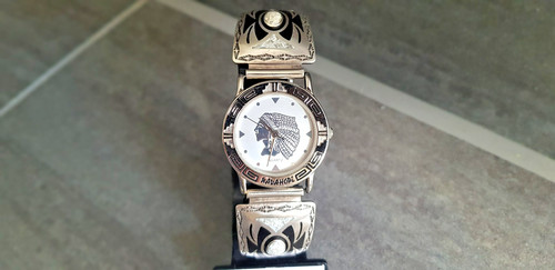 Armbanduhr native american - im,
