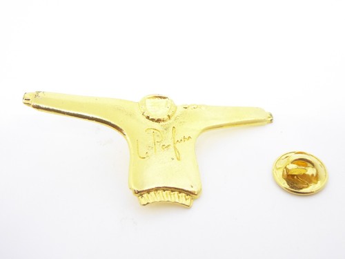 Pin pins badge le - pin,