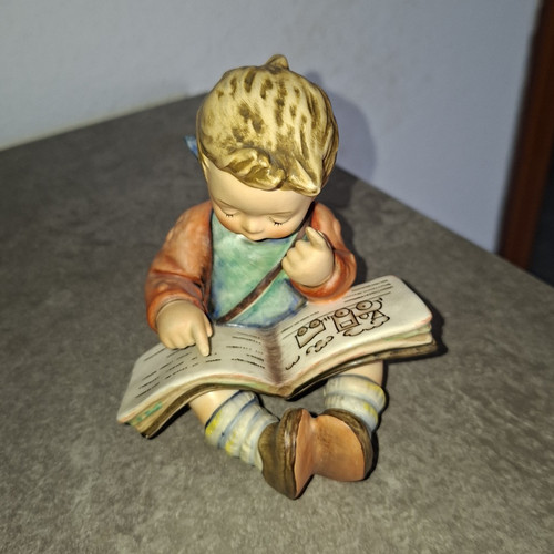 Goebel porzellanfigur junge - porzellanfigur,