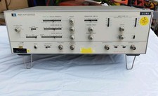 HP 8082A 250MHz Dual-Output Pulse Generator, 