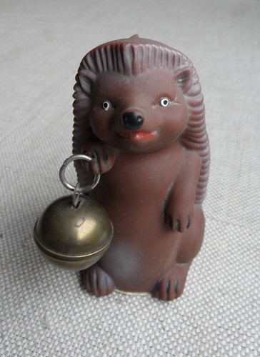 Ddr spielzeug igel mit - igel, uhrwerk
