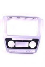 Skoda Octavia 1Z Radioblende Radio Rahmen Blende Abdeckung KFZ #unverbaut