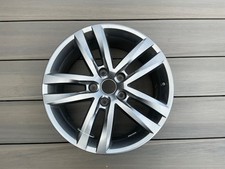 VW Touareg Alufelge 7P6601025