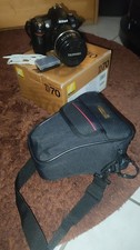 Nikon D70 mit hochwertigem