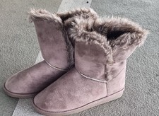 Damen Schuhe Boots Stiefeletten  Gr.39, ganz warm gefüttert innen beige  NEU 