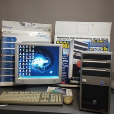 Retro PC Medion PC MT6 Titanium MD 8000 Win XP mit Monitor komplett verpackt