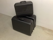 2 große und 1 kleiner Hartschalen Koffer mit Rollen und Schloss L64xB21xH51