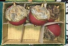 6 Weihnachtsdeko, Weihnachtsbaumkugeln, Christbaumkugeln Pappe dunkelrot Gold