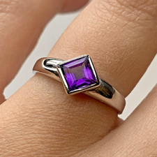 Amethyst gold ring - 9,