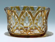 Handgeschliffene Art Deco