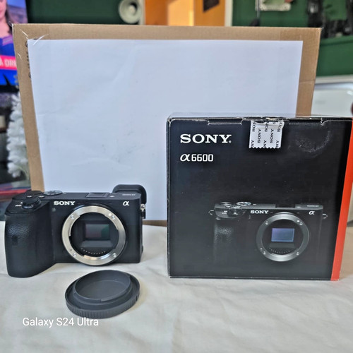 Sony a6600 mit 5000 - mit,
