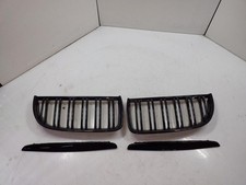 BMW 3-ER E90/E91 BJ 2005 Kühlergrill Set Schwarz Nieren