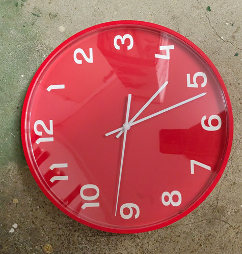 Rote runde wanduhr analog - rote,