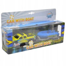 Pickup Geländewagen mit Boot