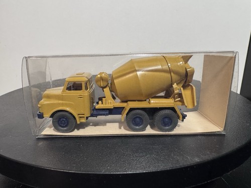 Wiking 682 man 281 tm - 682-6,