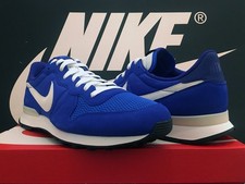 DS 2015 NIKE INTERNATIONALIST
