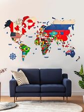 FLAGGED 3D Weltkarte aus Holz