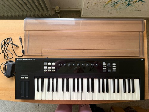 Komplete kontrol s49 midi - komplete,