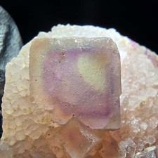 Phantom Fluorit Würfel auf Quarz Stufe lila grün Omehane, Namibia 58*52*19mm