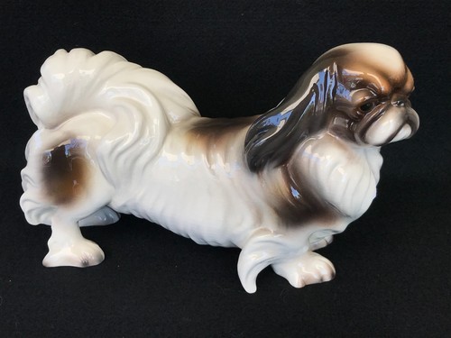 Goldscheider pekinese model - goldscheider,,