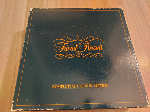 Trivial pursuit genus - pursuit,