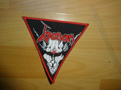 Venom shape patch black - black, metal