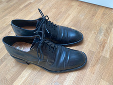 Brogue Schnürschuh von Pollini Damen Größe 39,5 schwarzes Leder