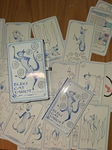 Bleu cat tarot - cat, 💟