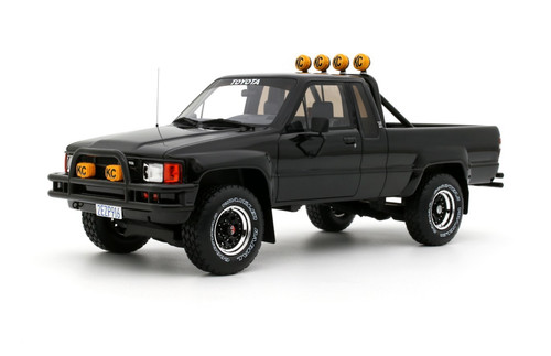 Toyota hilux sr5 - 1985, •