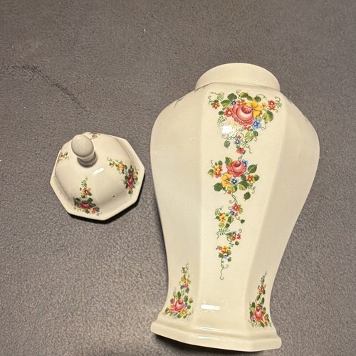 Achteckige prunkvase - prunkvase, /