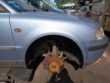 VW Passat 3B5 original Kotflügel rechts LL5Y Nebioblau bis 2000