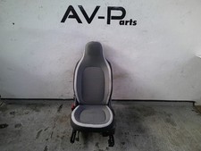 Original Renault Twingo 3 III Fahrersitz Sitz links vorn 4Türig