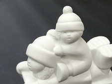 Porzellan Schwarzburger Werkstätten  - Schlitten mit Kindern - Weihnachten