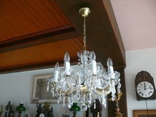 zierlicher 8 flammiger Lüster Deckenlampe mit ca. 160 Teile Kristallglasbehang