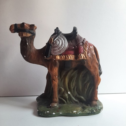 Antike krippenfigur kamel - krippenfigur,