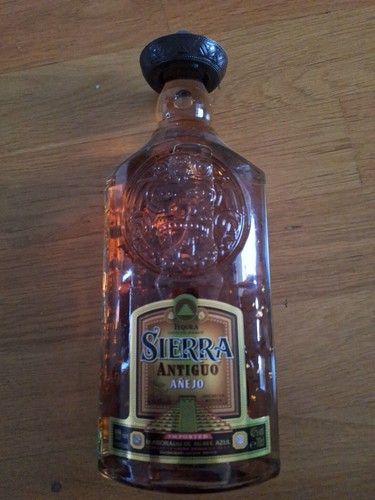 Tequila sierra antiguo mit - tequila,