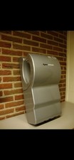 1x Dyson Airblade AB01